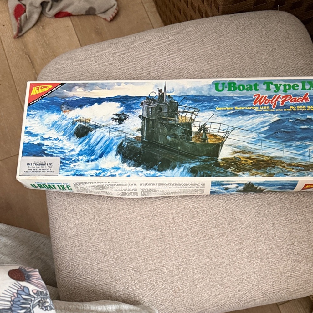 U-Boat Type IX Wolf Pack Submarine Model Kit - Green/Blue